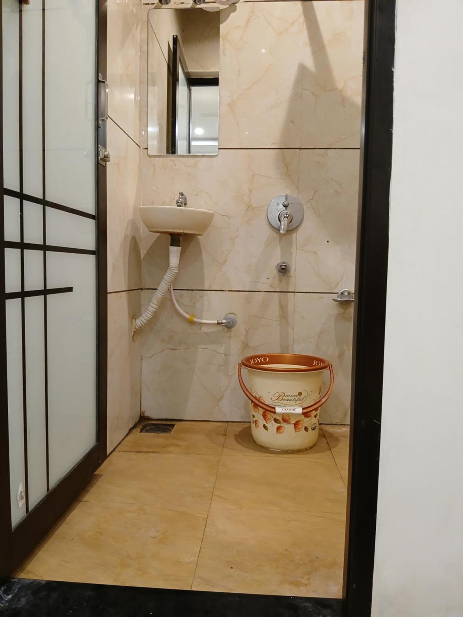 Hotel Jyoti Shree Уджайн Екстериор снимка