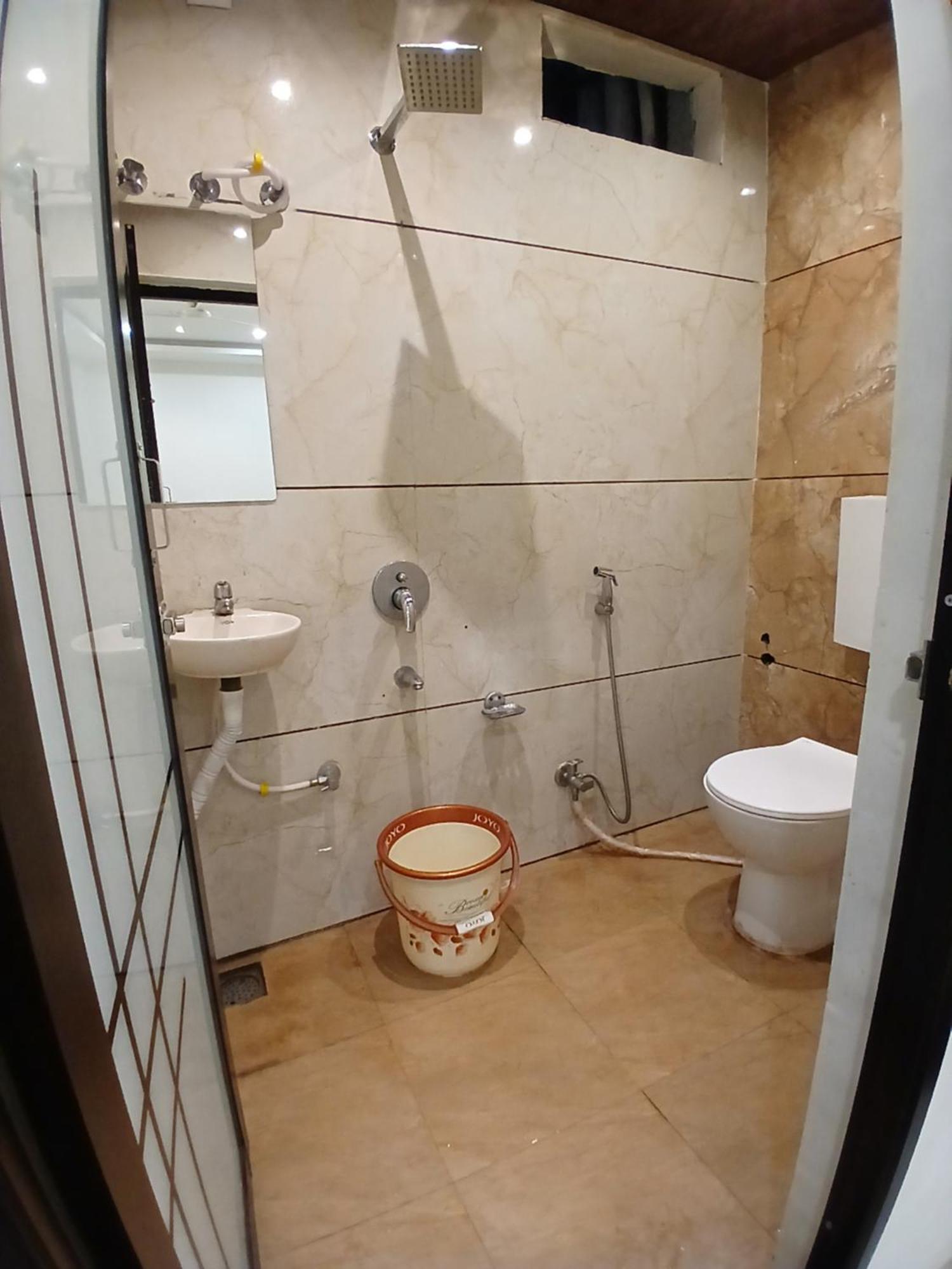 Hotel Jyoti Shree Уджайн Екстериор снимка